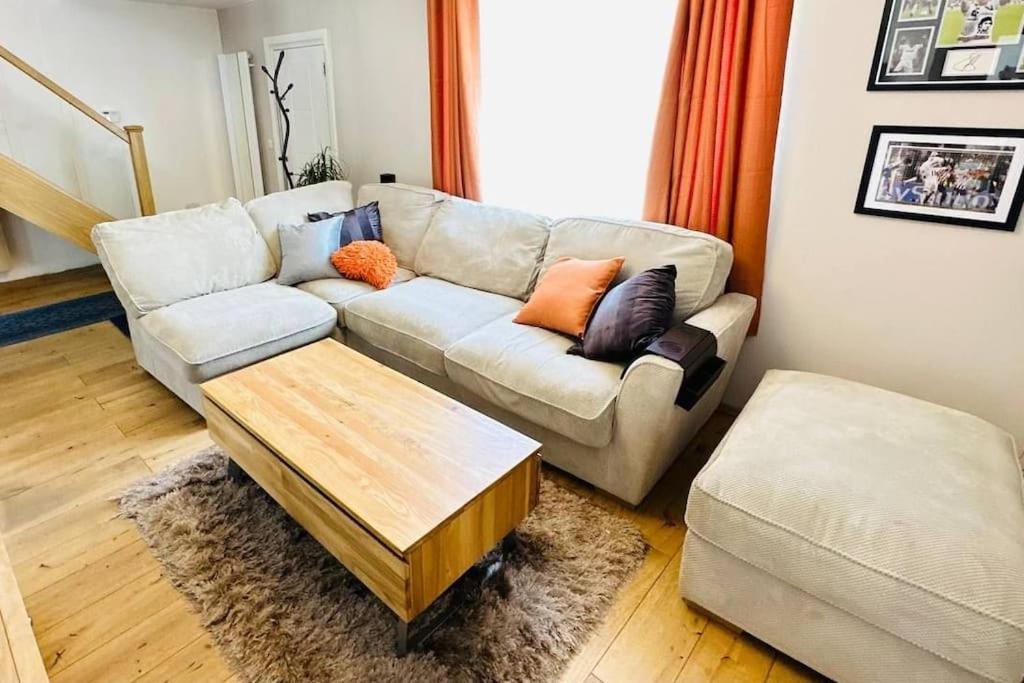 Vila Stunning 3 Bed House Sleeps6 Nottingham Exteriér fotografie